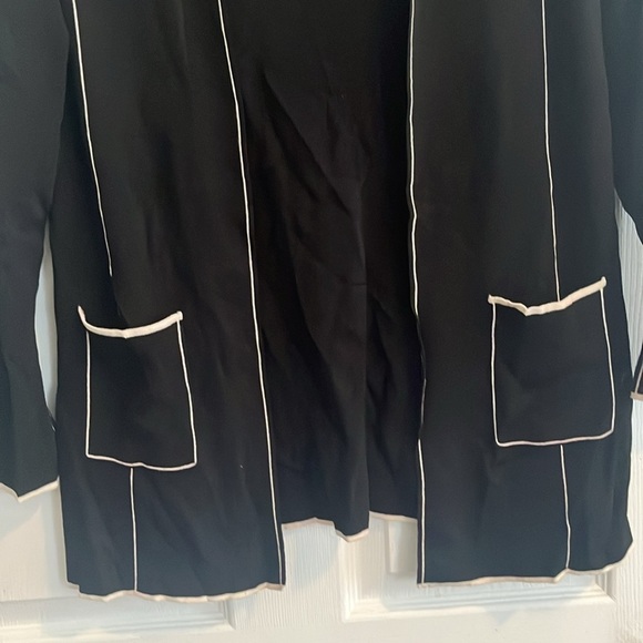 Sonia black and white long sleeve cardigan. - Picture 2 of 5